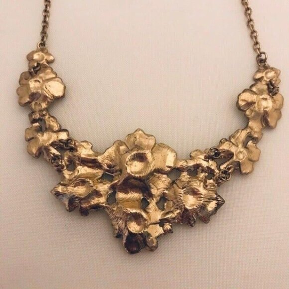 #1740 RHINESTONES WHITE FLOWERS NECKLACE 17 INCH LOBSTER CLAW - Picture 9 of 9